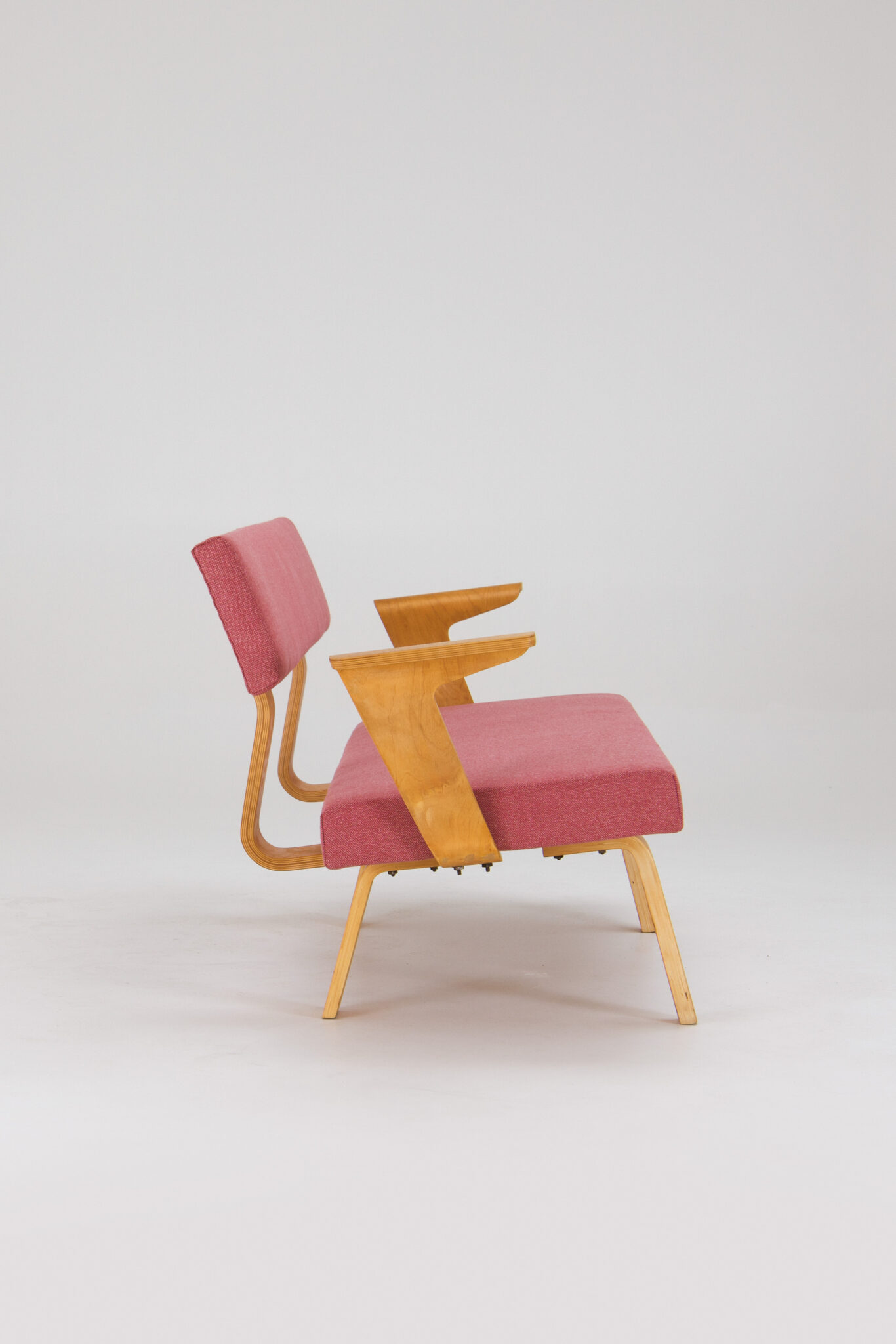 2-Seater-Sofa-Cor-Alons-for-C.-den-Boer-04-scaled