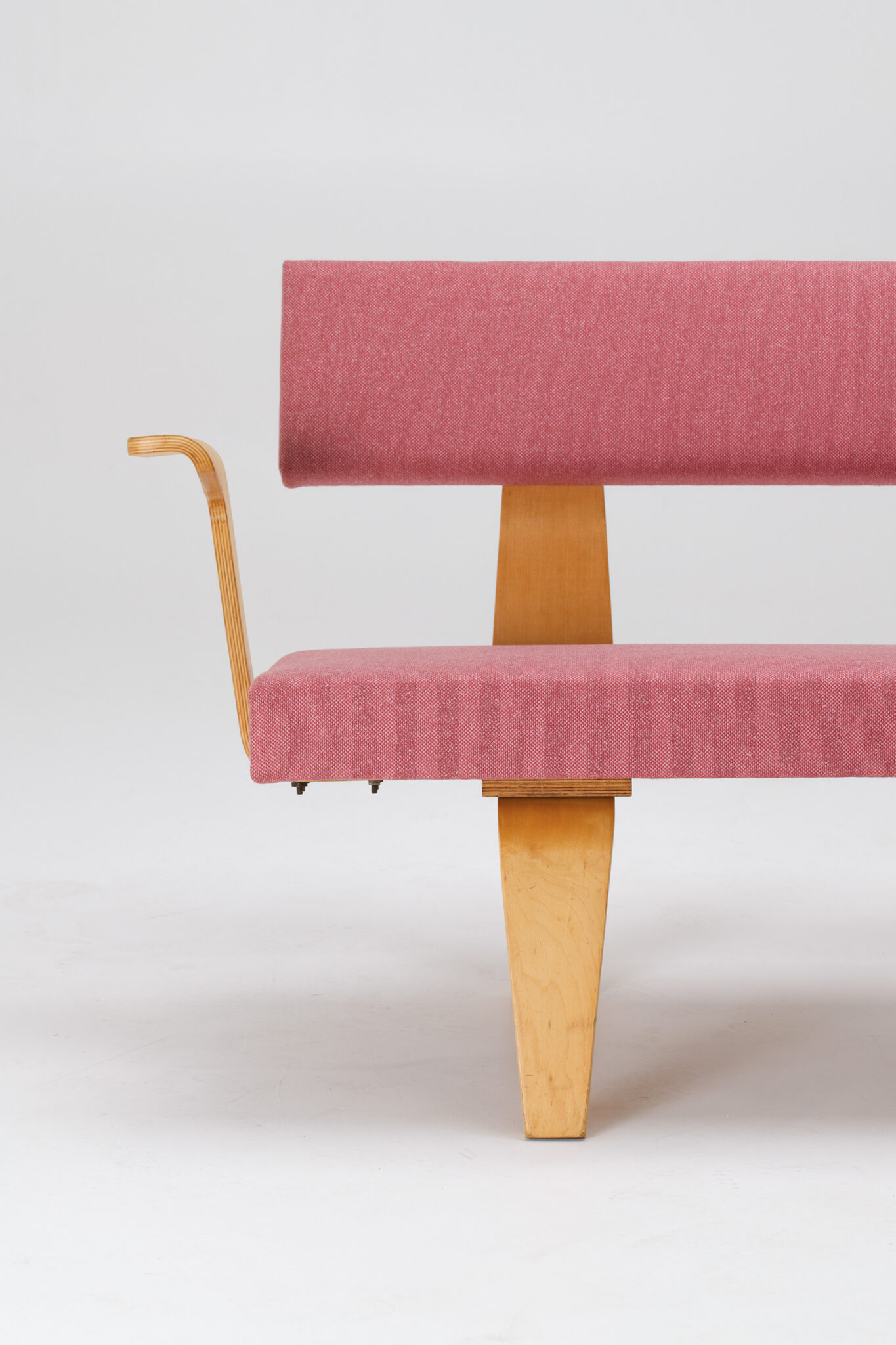 2-Seater-Sofa-Cor-Alons-for-C.-den-Boer-06-scaled